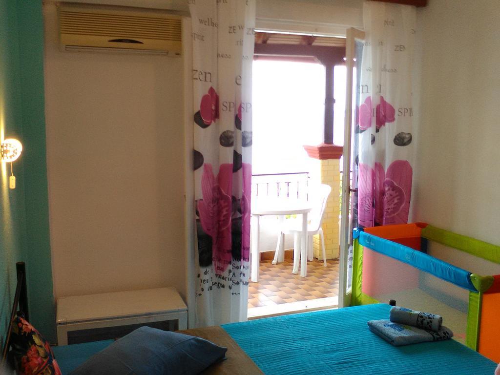 Sol E Mar Sea Side View Guesthouse Perama  Zewnętrze zdjęcie